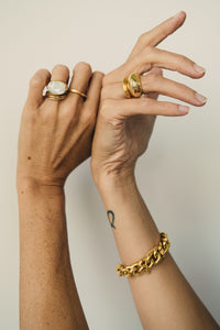 Golden bracelet / CHAIN